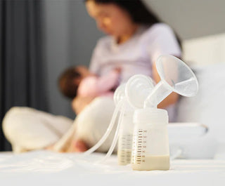 How to Successfully Combine Breastfeeding and Pumping