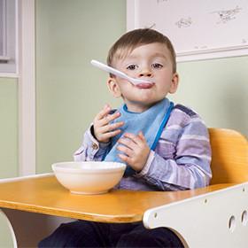 How to Deal with Toddlers who are Fussy Eaters